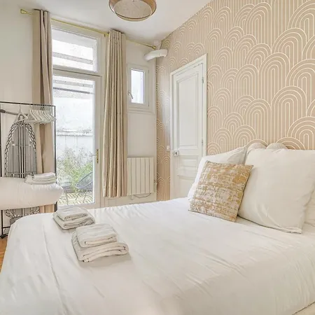 Apartment Equipe Dans Le Quartier Montparnasse Paris